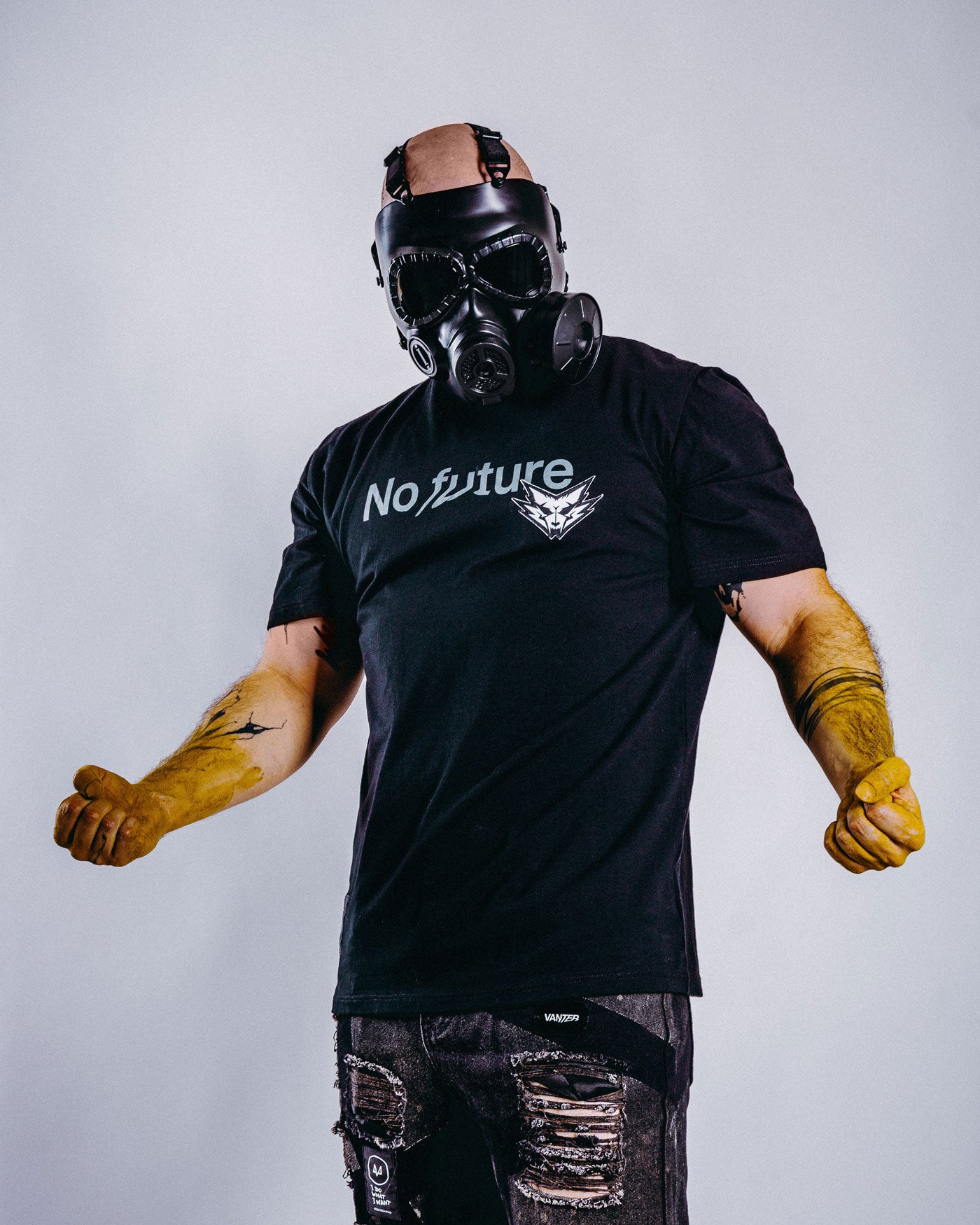 NO FUTURE T-shirt